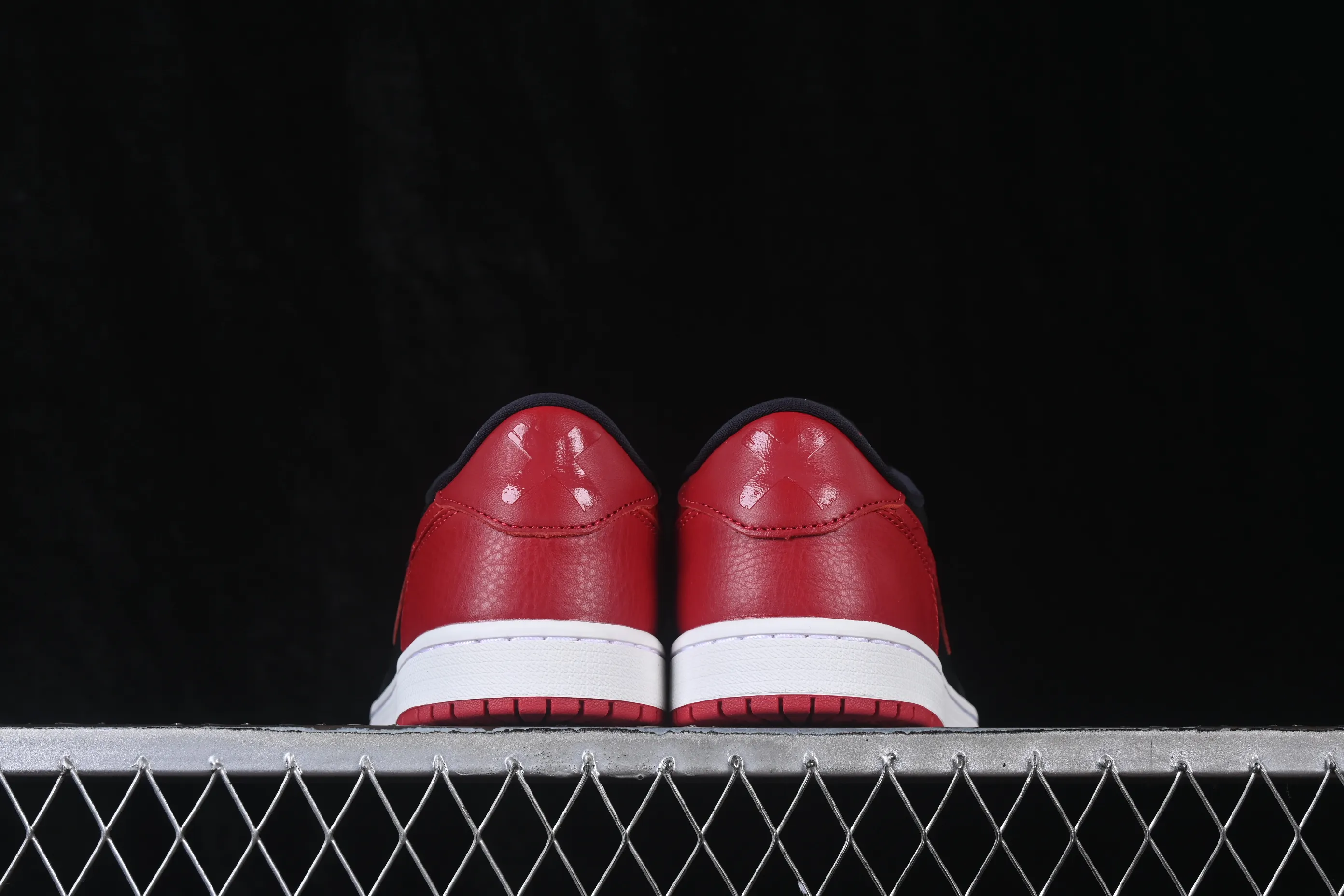 All categories Air Jordan Jordan series basketball shoes Air Jordan 1 Low G version pure original Air Jordan 1 Low "Banned" AJ1 Joe 1 black and red banned XX low-top cultural casual sneakers IW6276-001